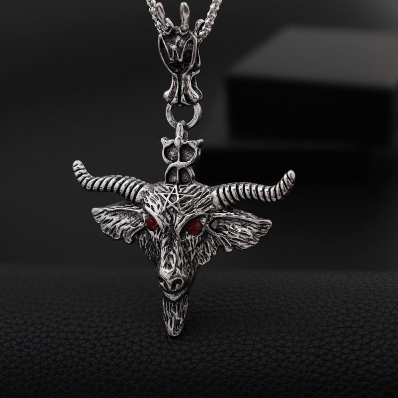 Wholesale Dark hip-hop retro bull head necklace